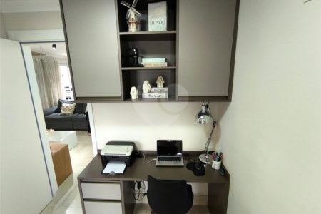 Apartamento à venda com 3 quartos, sendo 1 suíte, em Jardim Vazani, São Paulo, SP