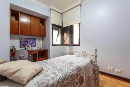 Apartamento à venda com 4 quartos, sendo 2 suítes, em Planalto Paulista, São Paulo, SP