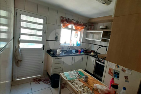 Sobrado à venda com 2 quartos em Vila Fachini, São Paulo, SP