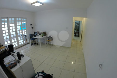 Casa Térrea à venda com 3 quartos, sendo 1 suíte,  em Vila Ribeiro de Barros, São Paulo, SP