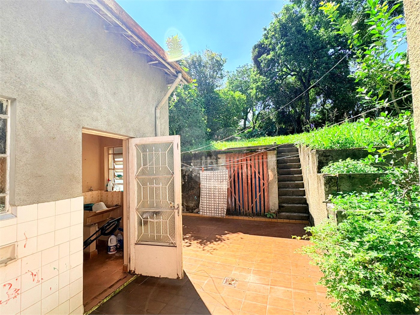 Casa Térrea à venda com 3 quartos, sendo 1 suíte, em Jardim Floresta, São Paulo, SP