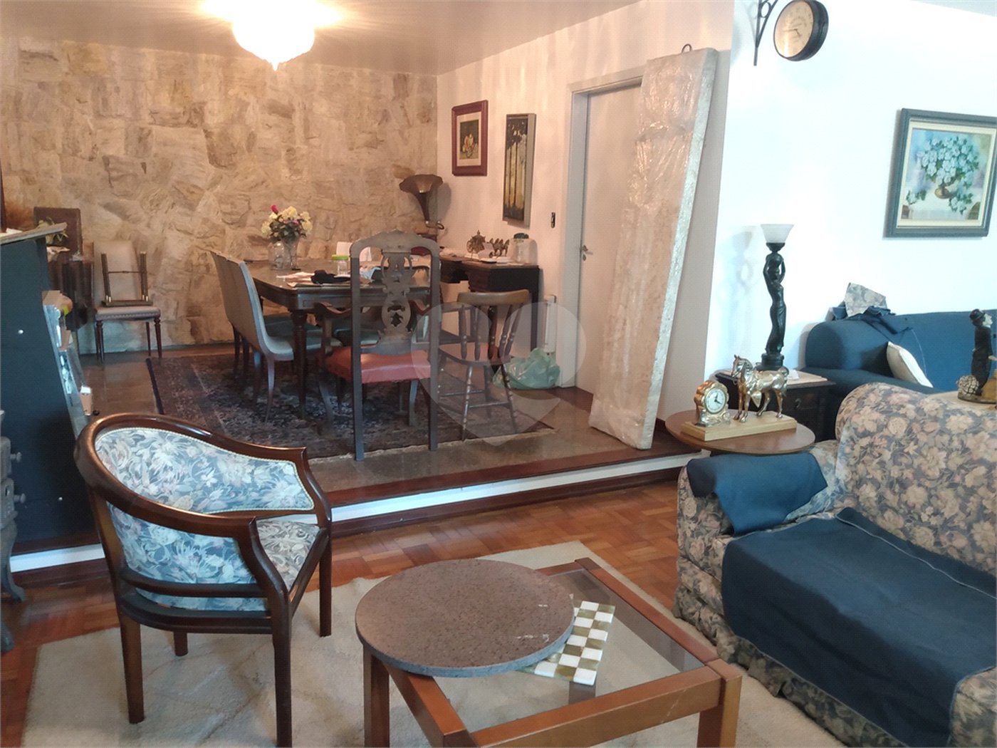 Casa à venda com 6 quartos, sendo 2 suítes, em Tremembé, São Paulo, SP