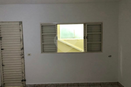 Casa à venda com 3 quartos, sendo 1 suíte, em Loteamento Terras de São Pedro e São Paulo, Salto, SP