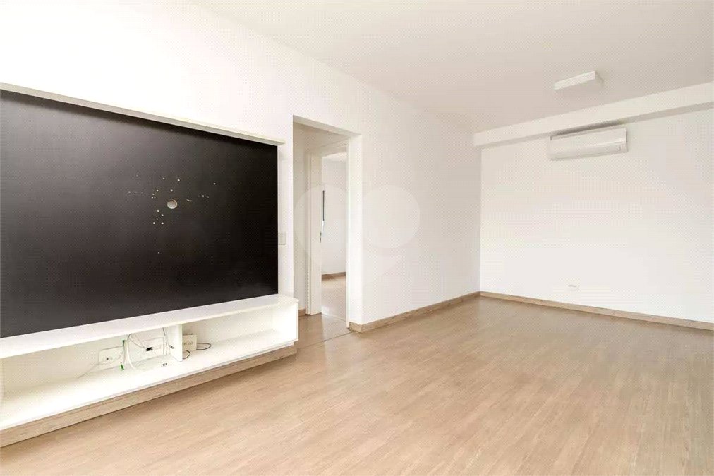 Apartamento à venda com 2 suítes em Vila Cordeiro, São Paulo, SP