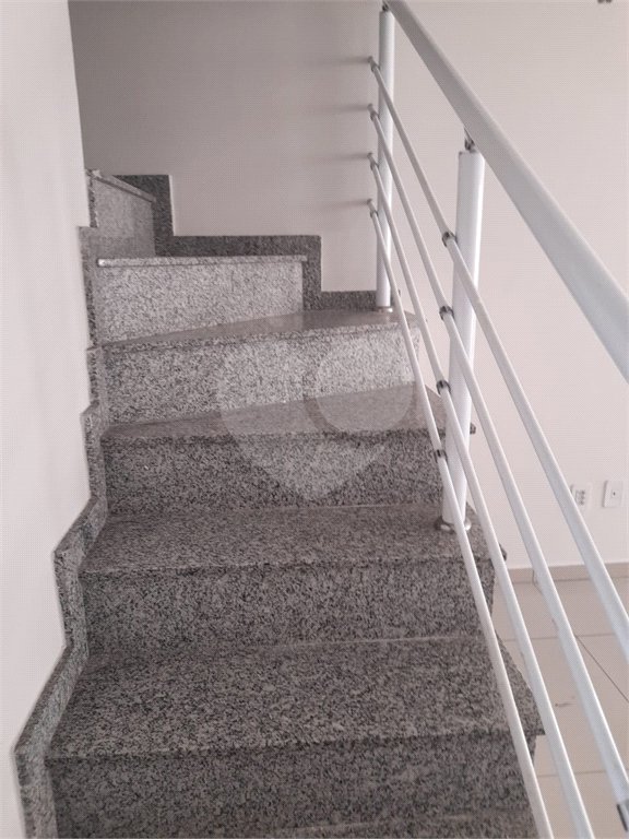 Sobrado à venda com 2 suítes em Jardim Nely, Indaiatuba, SP