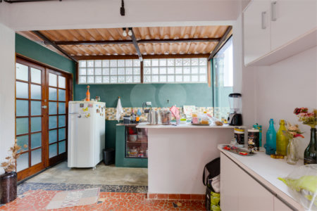 Casa à venda com 5 quartos, sendo 2 suítes, em Alto da Boa Vista, São Paulo, SP
