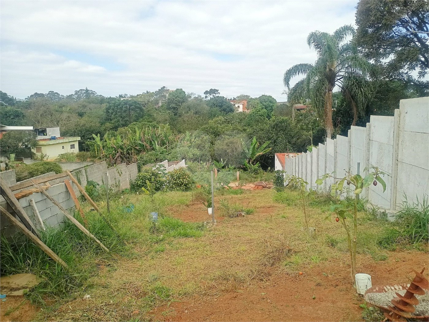 Chácara à venda com 2 quartos em Chácaras Ceres, Suzano, SP