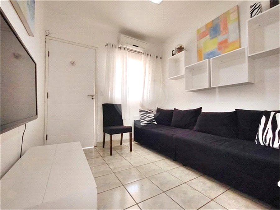 Casa Térrea à venda com 2 quartos em Vila Nivi, São Paulo, SP