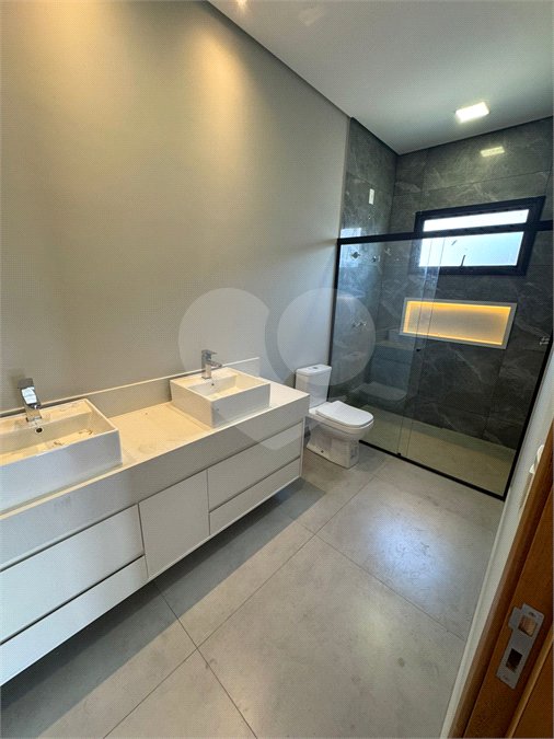 Casa à venda ou para alugar com 4 quartos, sendo 3 suítes, no condomínio Residencial Milano, Indaiatuba - SP