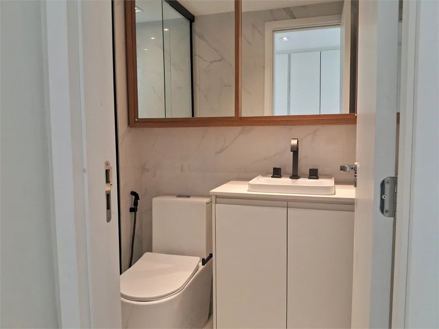 Apartamento à venda com 2 suítes em Bela Aliança, São Paulo, SP