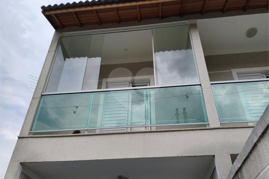Sobrado à venda com 3 quartos, sendo 1 suíte, em Tremembé, São Paulo, SP