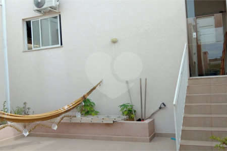 Casa Térrea à venda com 3 quartos, sendo 1 suíte, em Residencial Jardins da Catalunha, Atibaia, SP