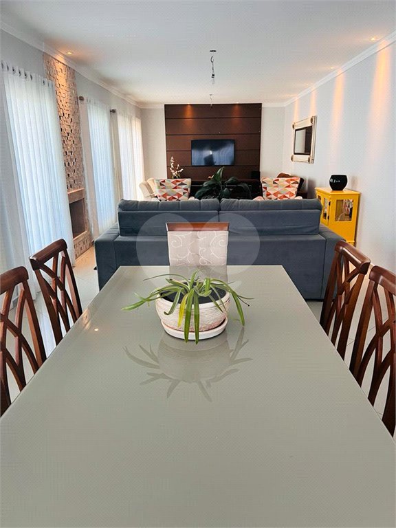 Casa à venda com 3 suítes no Centro, Bom Jesus dos Perdões, SP