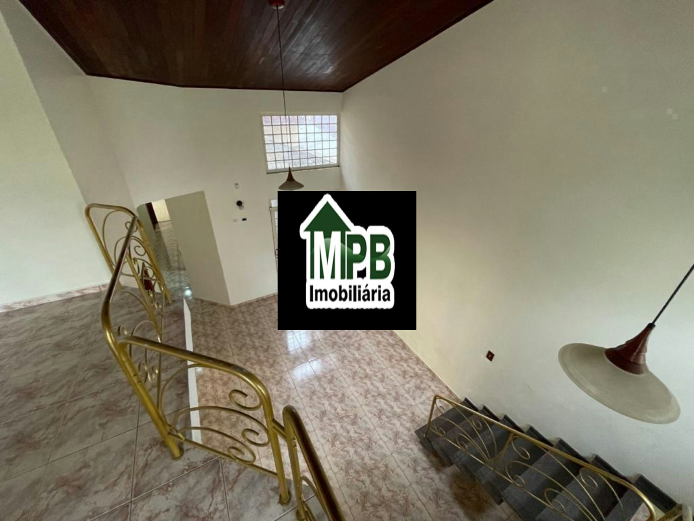 Sobrado à venda com 3 quartos, sendo 1 suíte, em Jardim Refúgio, Sorocaba, SP
