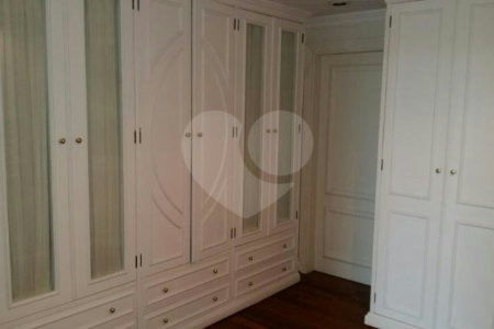 Apartamento à venda com 4 suítes em Alto da Boa Vista, São Paulo, SP