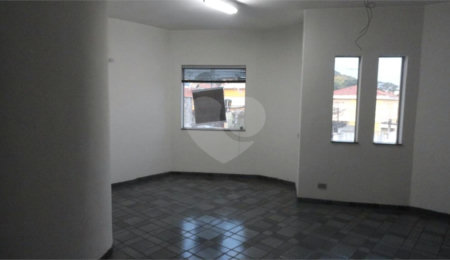 Sobrado à venda com 2 quartos em Jardim Marajoara, São Paulo, SP