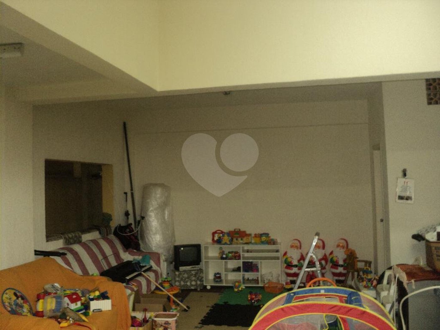 Casa Térrea à venda com 3 suítes em Vila Paulicéia, São Paulo, SP