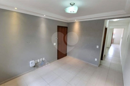 Sobrado à venda com 2 quartos, sendo 1 suíte,  em Vila Suissa, Mogi das Cruzes, SP