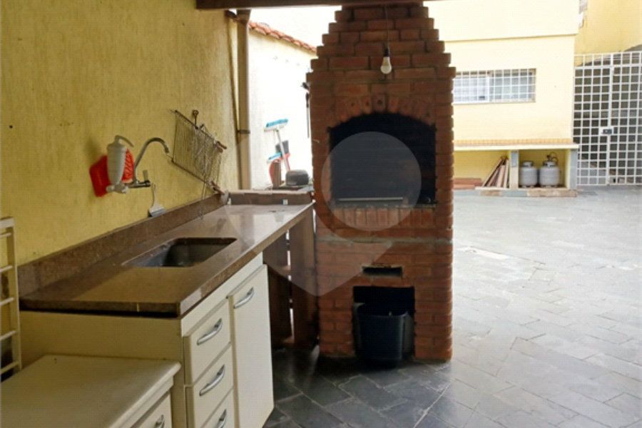 Sobrado à venda com 3 quartos, sendo 1 suíte,  em Ermelino Matarazzo, São Paulo, SP
