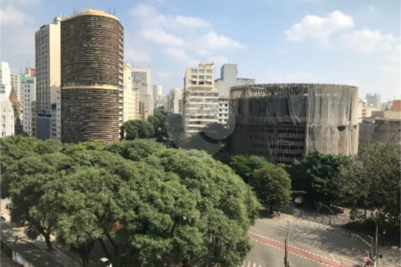 Apartamento à venda com 1 quarto no Centro, São Paulo, SP