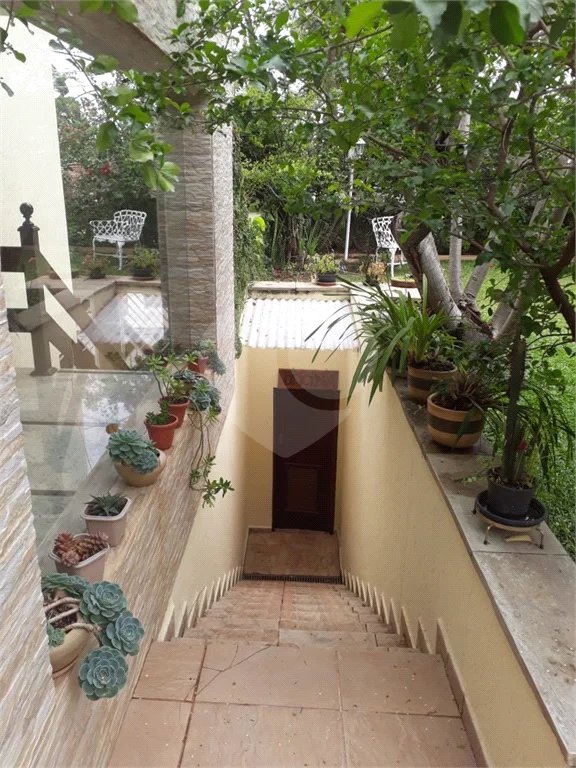 Sobrado à venda com 6 quartos, sendo 5 suítes, em Tremembé, São Paulo, SP