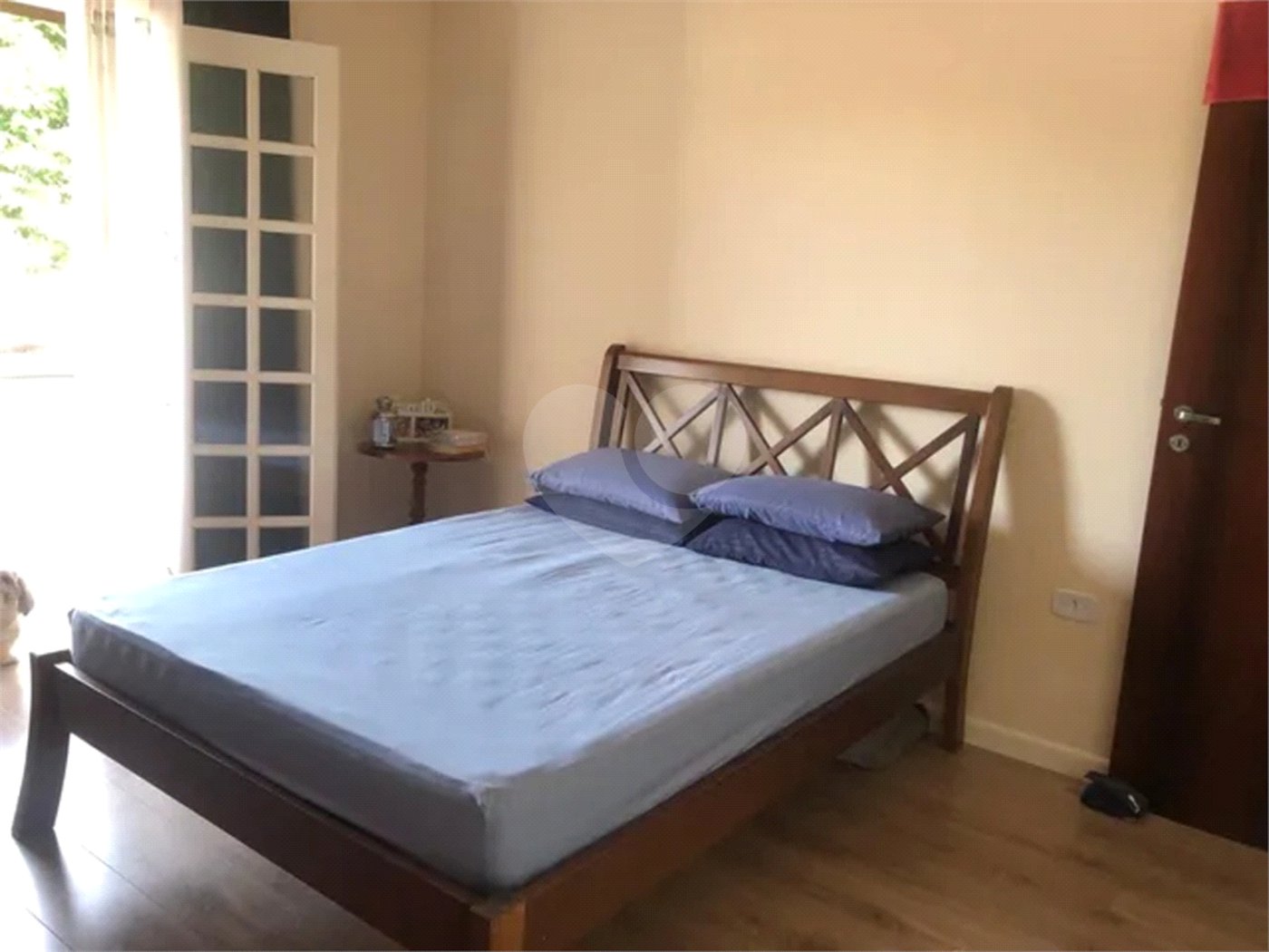 A VENDA SOBRADO, 100M², 3 DORMITORIOS 2 SENDO SUITE, 3 BANHEIROS, 2 VAGAS DE GARAGEM, SÃO JOSÉ DOS C