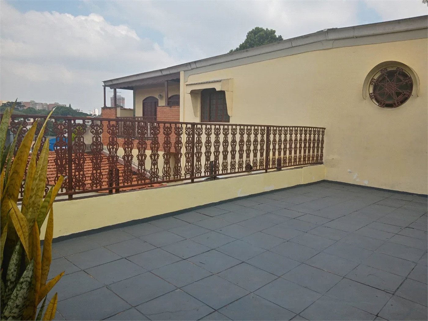 Sobrado à venda com 4 quartos, sendo 2 suítes, em Instituto de Previdência, São Paulo, SP