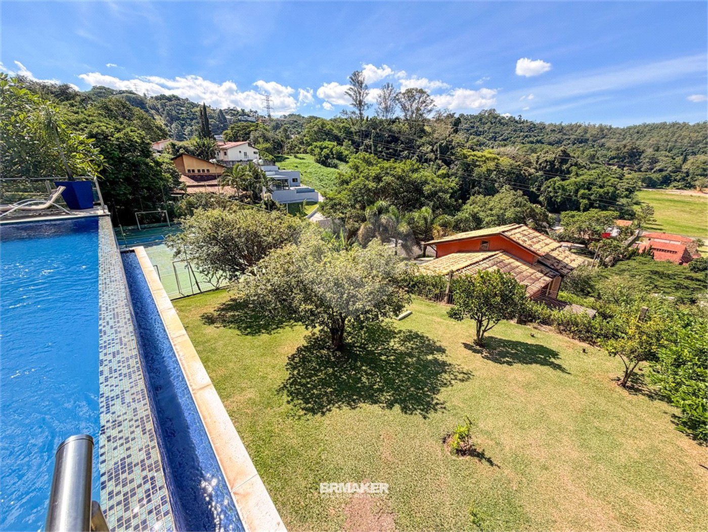 Casa à venda com 5 suítes no condomínio São Joaquim, Vinhedo - SP