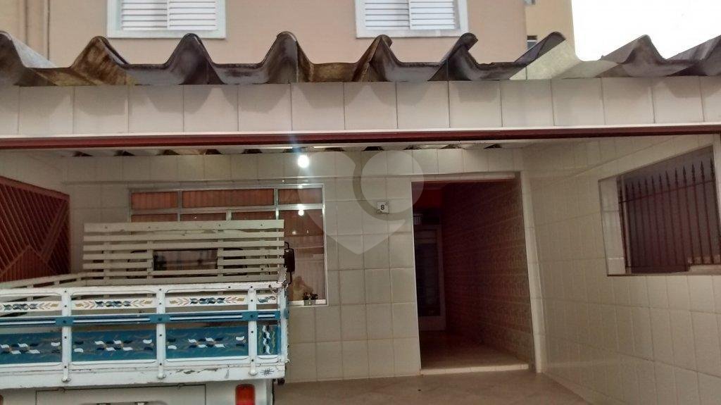 Casa à venda com 3 quartos, sendo 1 suíte, no condomínio Travessa Soldado Oscar Ribeiro Sampaio,8, São Paulo - SP