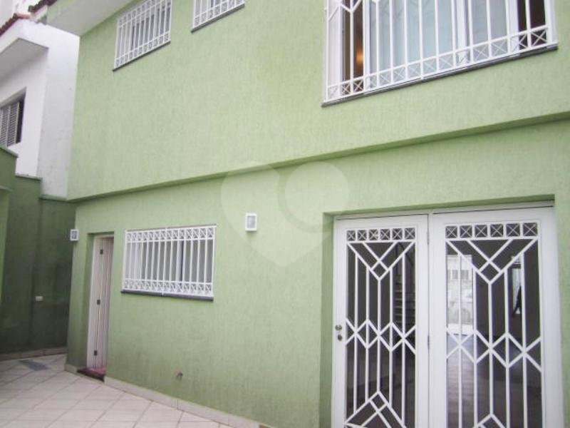 Casa à venda com 4 quartos, sendo 2 suítes, em Moema, São Paulo, SP