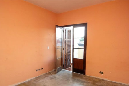 Casa à venda com 3 quartos, sendo 1 suíte,  em Vila Sônia, São Paulo, SP