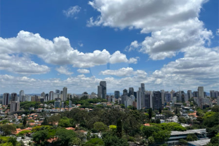 Apartamento à venda com 3 quartos, sendo 1 suíte, em Pinheiros, São Paulo, SP