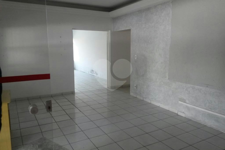 Sobrado à venda com 15 quartos, sendo 3 suítes, em Tucuruvi, São Paulo, SP