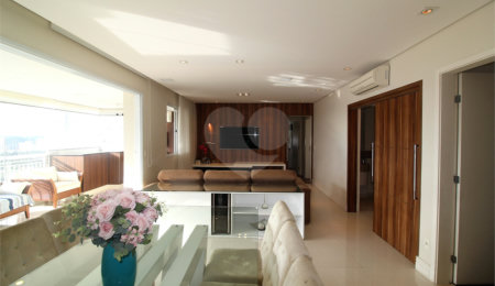 Apartamento à venda com 3 suítes em Alto da Boa Vista, São Paulo, SP