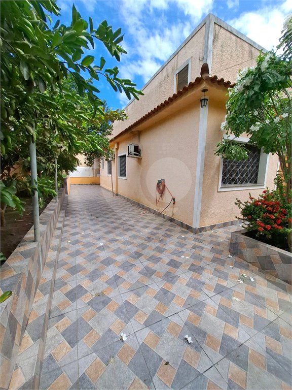 Casa Térrea à venda com 4 quartos, sendo 1 suíte, em Campo Grande, Rio de Janeiro, RJ
