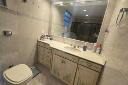Apartamento à venda com 4 quartos, sendo 1 suíte, em Tijuca, Rio de Janeiro, RJ