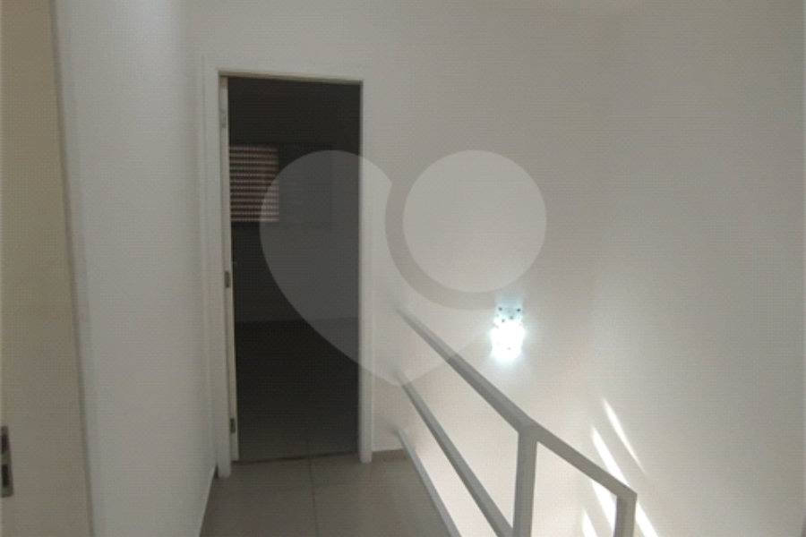 Casa à venda com 2 quartos no condomínio Vila Ajoá, Caieiras - SP