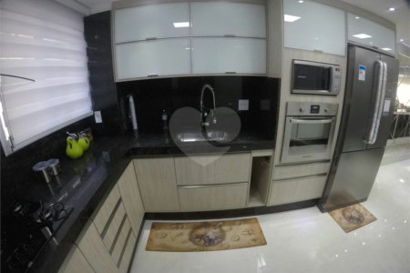 Apartamento à venda com 3 suítes no Centro, Santo André, SP