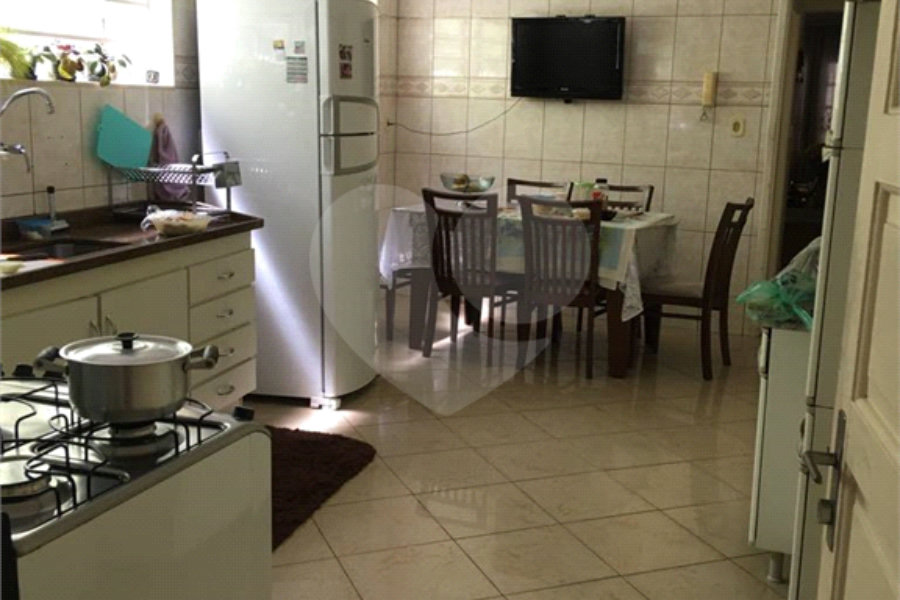 Sobrado à venda com 3 suítes em Vila Medeiros, São Paulo, SP