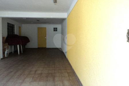 Casa à venda com 3 quartos, sendo 1 suíte, em Jardim Cláudia, São Paulo, SP