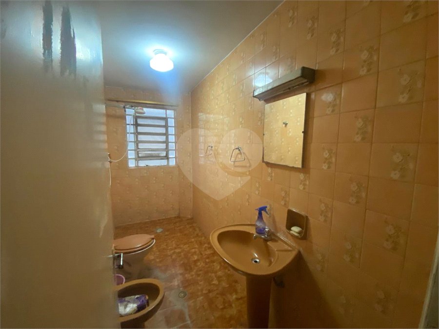 Sobrado à venda com 3 quartos em Bom Retiro, São Paulo, SP