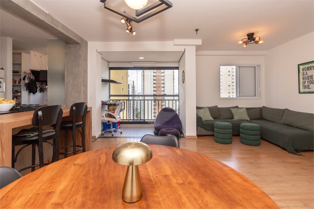 Apartamento à venda com 2 quartos, sendo 1 suíte, em Saúde, São Paulo, SP