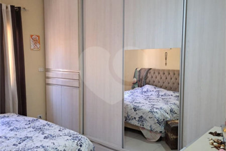 Sobrado à venda com 4 quartos, sendo 2 suítes, em Jardim Modelo, Suzano, SP