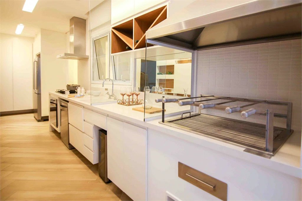 Apartamento à venda com 3 suítes em Vila Andrade, São Paulo, SP