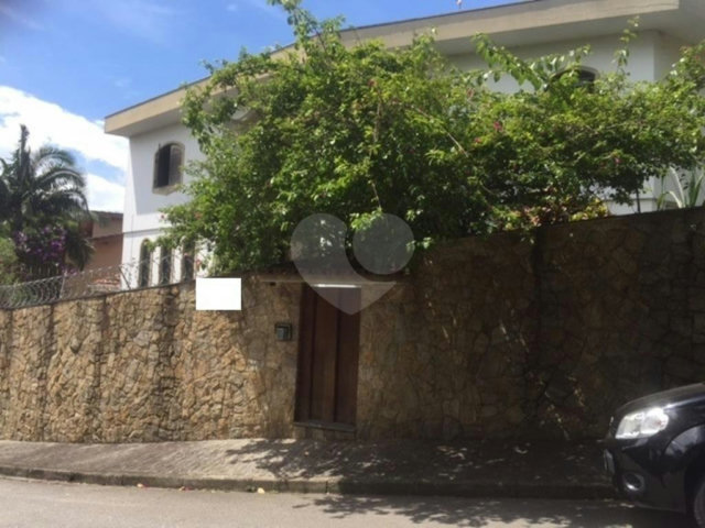 Sobrado à venda com 4 suítes em Tremembé, São Paulo, SP