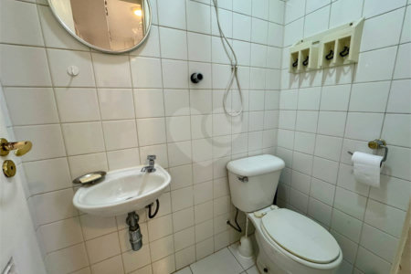 Apartamento à venda com 4 quartos, sendo 2 suítes,  em Pinheiros, São Paulo, SP