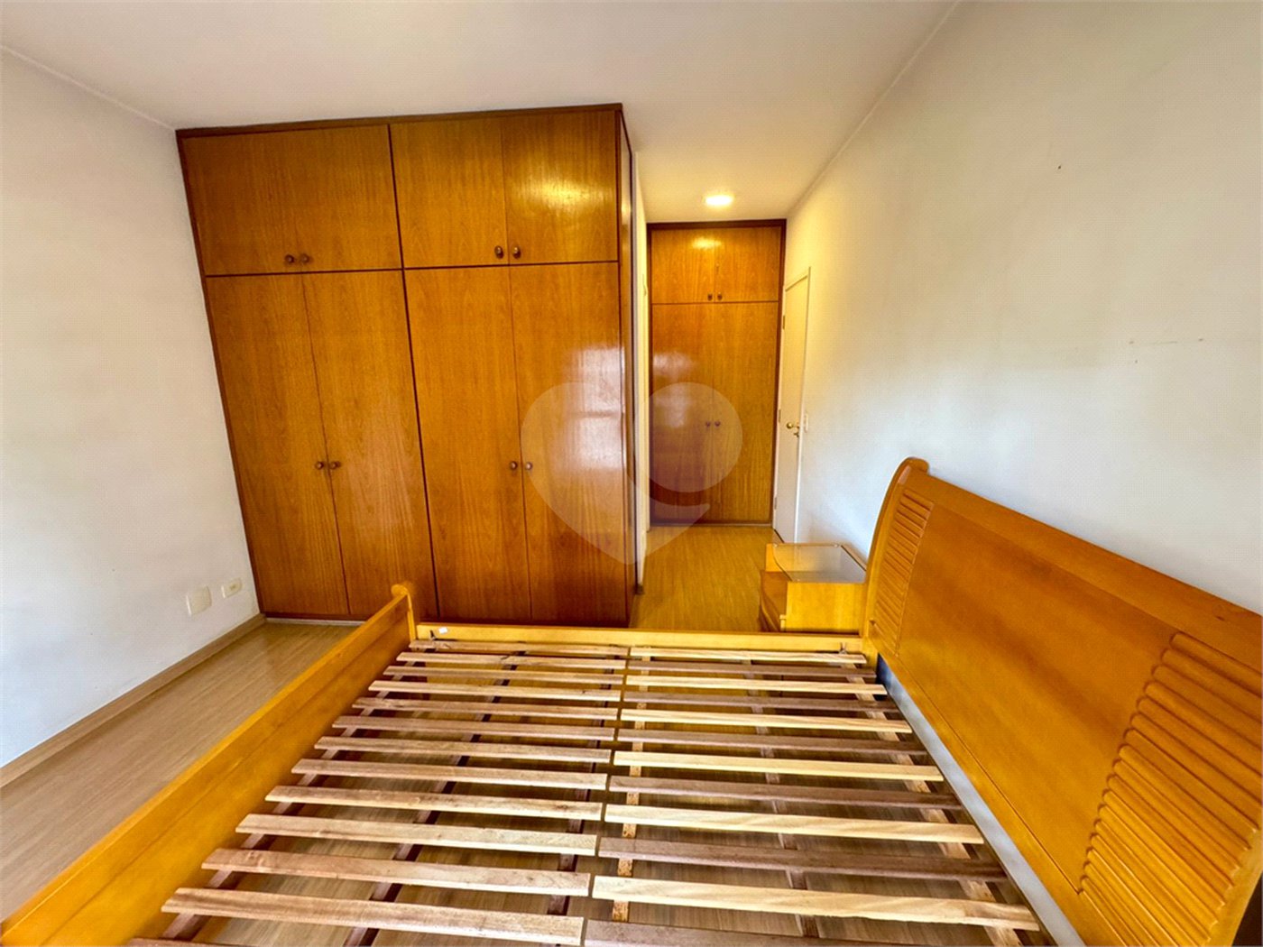 Apartamento à venda com 4 quartos, sendo 2 suítes,  em Pinheiros, São Paulo, SP
