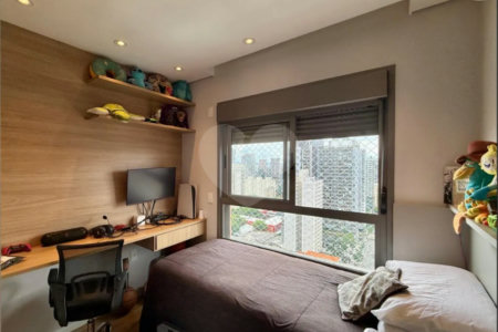 Apartamento à venda com 3 suítes em Santo Amaro, São Paulo, SP