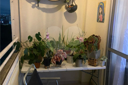 Apartamento à venda com 3 quartos, sendo 1 suíte, em Barra Funda, São Paulo, SP