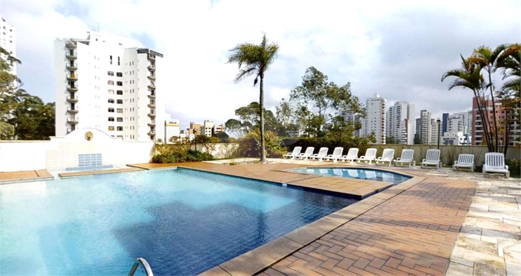 Apartamento à venda com 3 quartos, sendo 2 suítes, em Vila Suzana, São Paulo, SP
